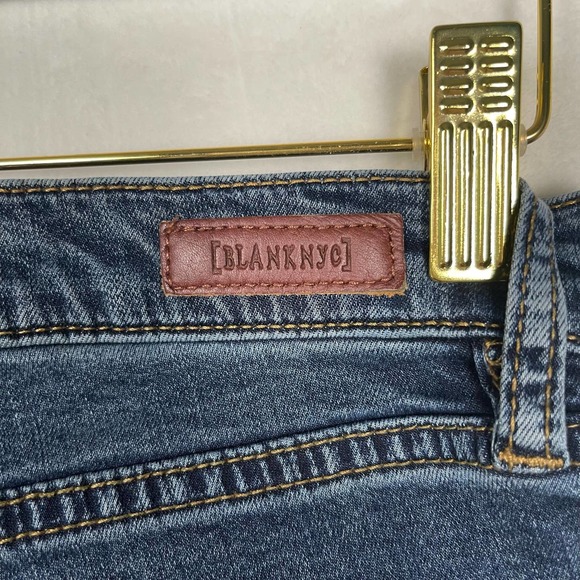 BLANKNYC The Bond Jeans Size 26 Mid-Rise Skinny Distressed Raw Hem Stretch Denim - Picture 5 of 8